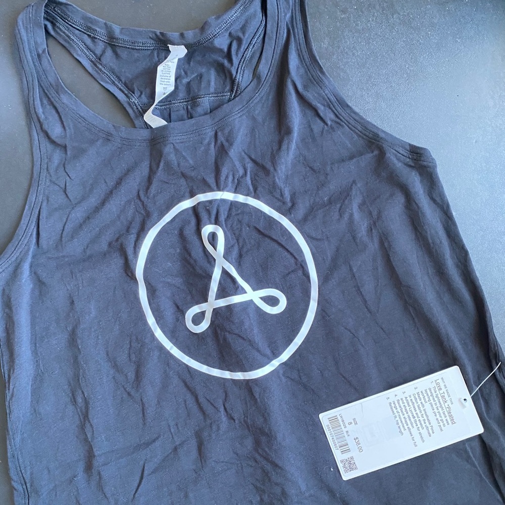 NWT lulu tank